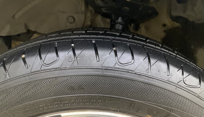 2017 Honda WR-V 1.5L I-DTEC VX MT, Diesel, Manual, 46,389 km, Left Front Tyre Tread