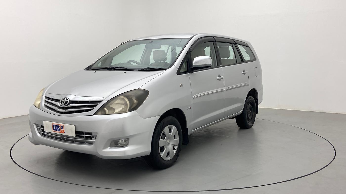 2010 Toyota Innova 2.5 G4 7 STR, Diesel, Manual, 2,25,840 km, Left Front Diagonal