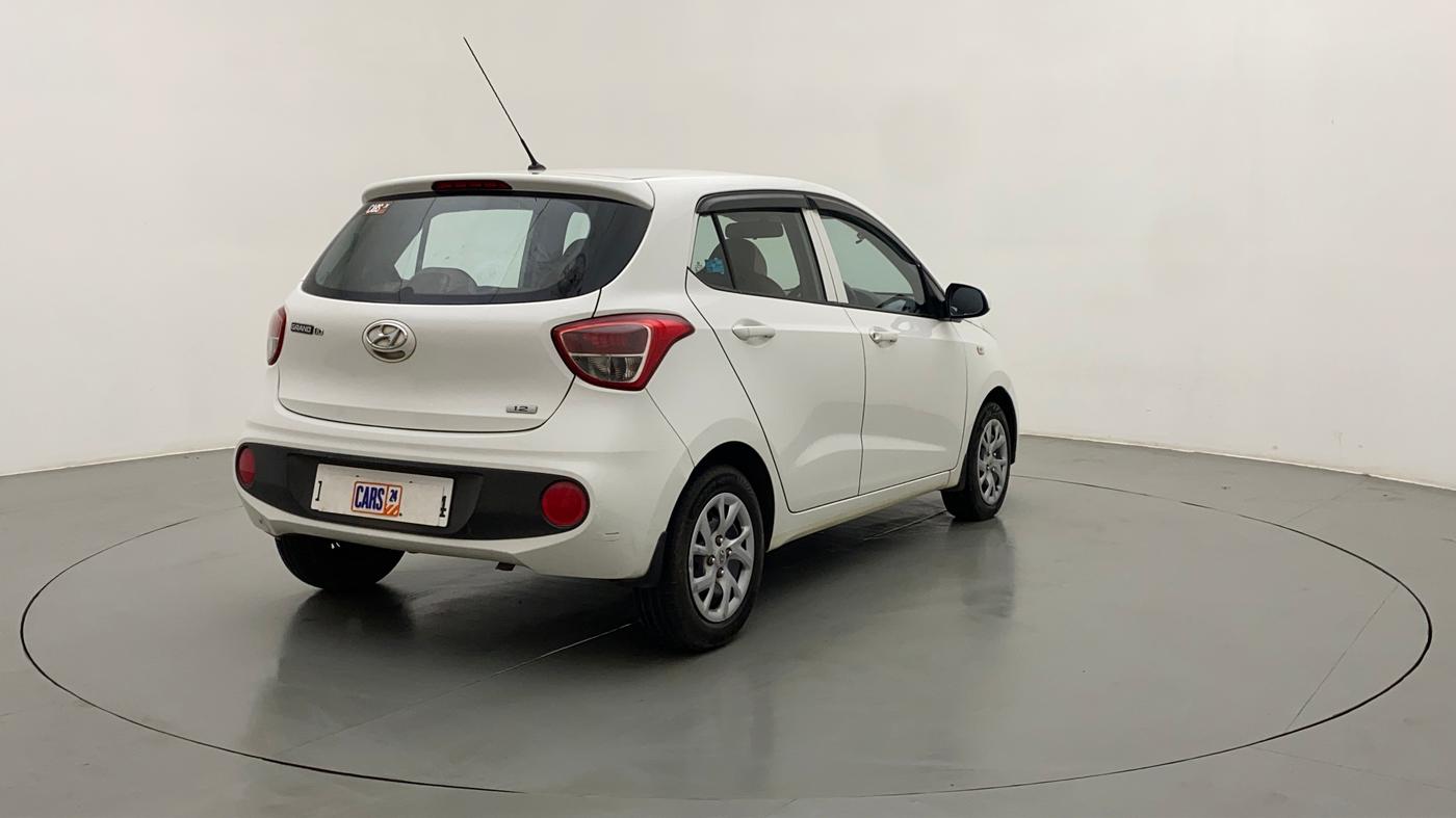 2017 Hyundai Grand i10 MAGNA 1.2 KAPPA VTVT, Petrol, Manual, 91,796 km, Right Back Diagonal