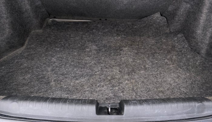 2015 Honda Amaze 1.2 SMT I VTEC, Petrol, Manual, 20,952 km, Boot Inside