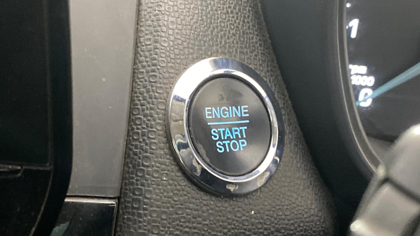 2018 Ford Ecosport TITANIUM + 1.5L DIESEL, Diesel, Manual, 1,05,806 km, Keyless Start/ Stop Button