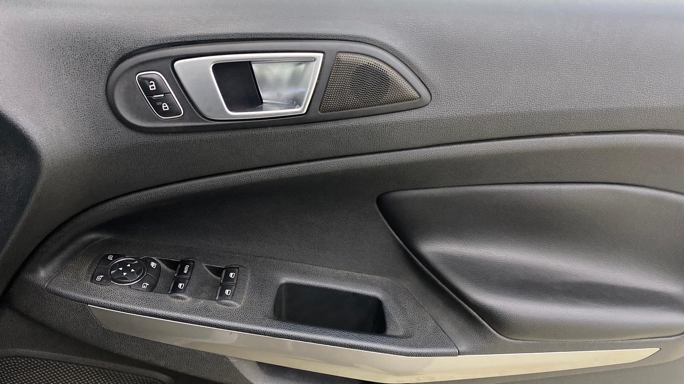 2018 Ford Ecosport TITANIUM + 1.5L DIESEL, Diesel, Manual, 1,05,806 km, Driver Side Door Panels Control