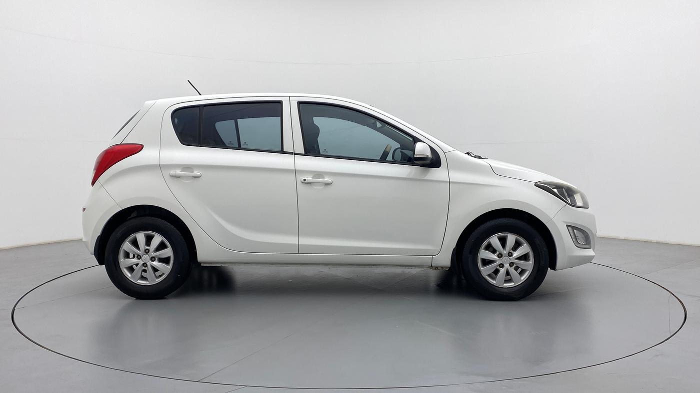 2014 Hyundai i20 SPORTZ 1.2 VTVT, Petrol, Manual, 97,059 km, Right Side View