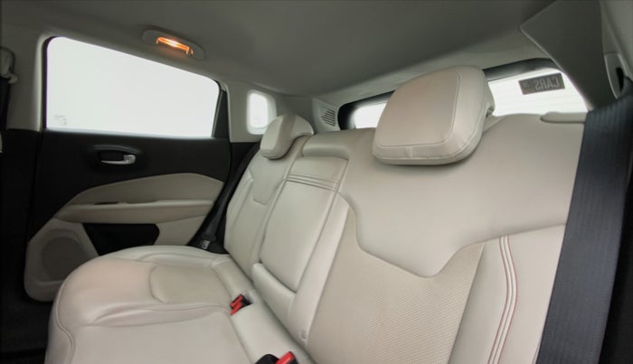 2018 Jeep Compass LIMITED 2.0 DIESEL, Diesel, Manual, 83,083 km, Right Side Rear Door Cabin