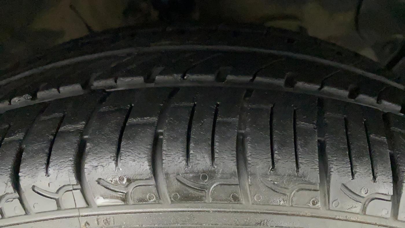 2019 Hyundai NEW SANTRO SPORTZ AMT, Petrol, Automatic, 16,978 km, Right Front Tyre Tread