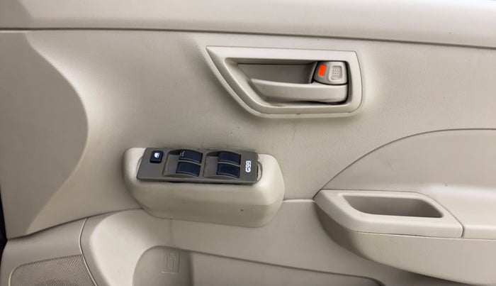 2015 Maruti Swift Dzire LXI, Petrol, Manual, 98,134 km, Driver Side Door Panels Control