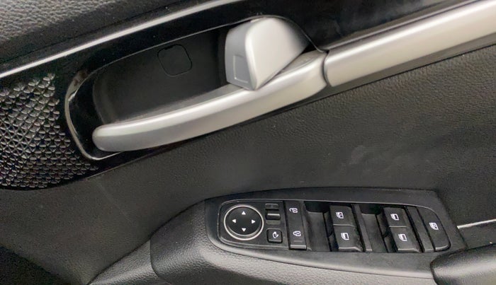 2020 KIA SELTOS GTX PLUS 1.4 PETROL, Petrol, Manual, 93,096 km, Driver Side Door Panels Control
