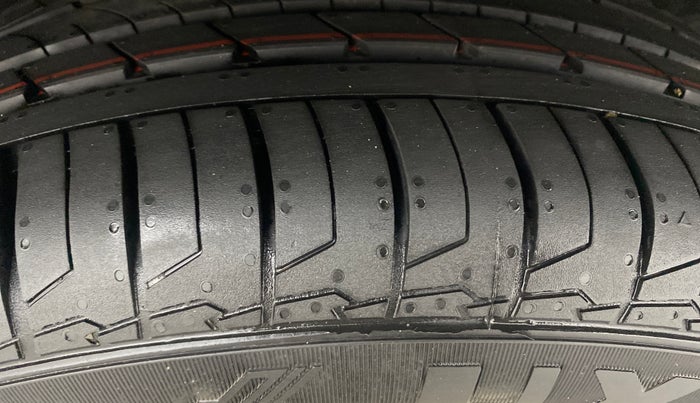 2022 Hyundai Creta SX (O) 1.5 DIESEL, Diesel, Manual, 62,585 km, Left Rear Tyre Tread