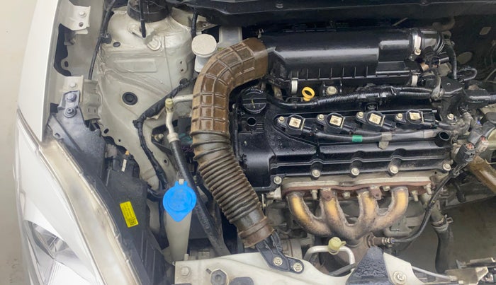 2018 Maruti Swift VXI AMT, Petrol, Automatic, 30,281 km, Engine View - Right
