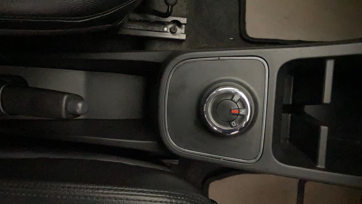 2020 Renault Kwid RXT 1.0 (O), Petrol, Manual, 24,855 km, Gear Lever
