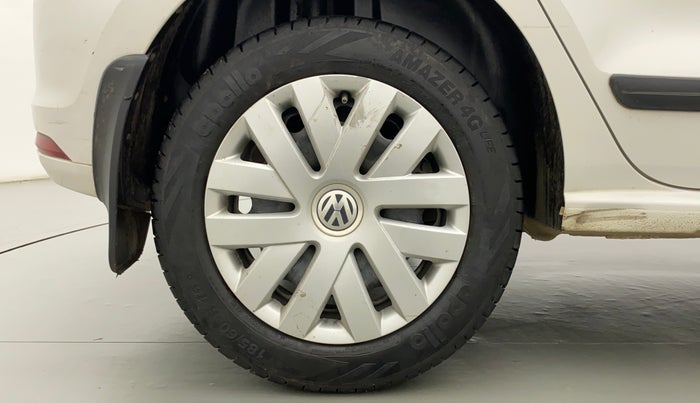2017 Volkswagen Polo COMFORTLINE 1.2L, Petrol, Manual, 84,640 km, Right Rear Wheel