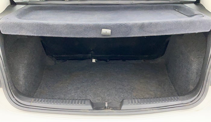 2017 Volkswagen Polo COMFORTLINE 1.2L, Petrol, Manual, 84,640 km, Boot Inside