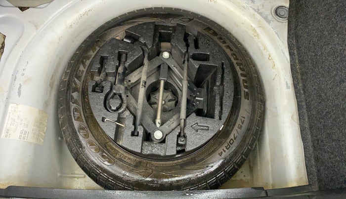 2017 Volkswagen Polo COMFORTLINE 1.2L, Petrol, Manual, 84,640 km, Spare Tyre