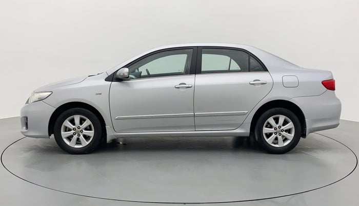 2011 Toyota Corolla Altis 1.8 G, Petrol, Manual, 68,389 km, Left Side