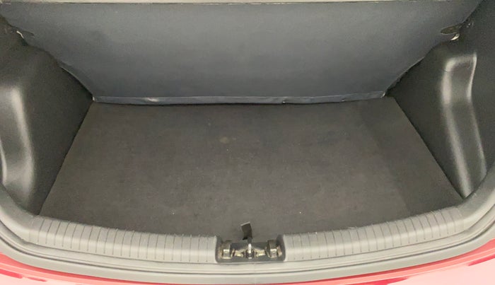 2016 Hyundai Grand i10 SPORTS 1.2 VTVT, Petrol, Manual, 35,203 km, Boot Inside View