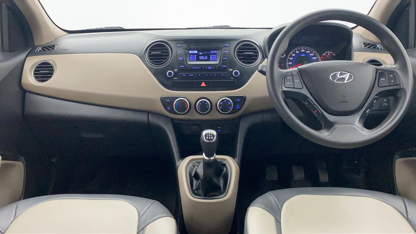 2016 Hyundai Grand i10 SPORTS 1.2 VTVT, Petrol, Manual, 35,203 km, Dashboard View