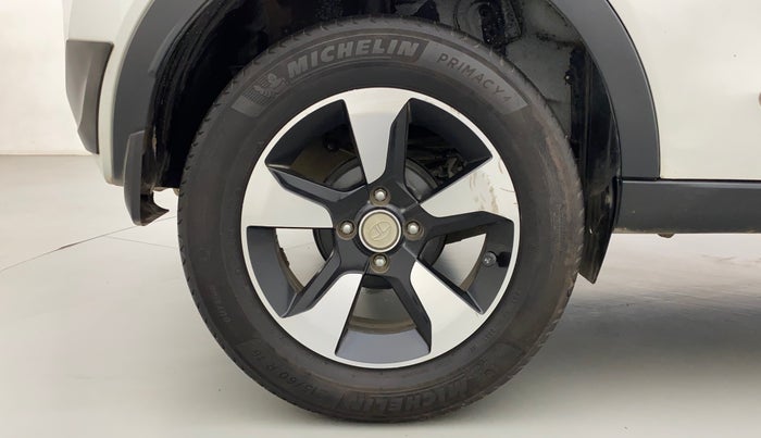2018 Tata NEXON XZA PLUS DIESEL, Diesel, Automatic, 63,671 km, Right Rear Wheel