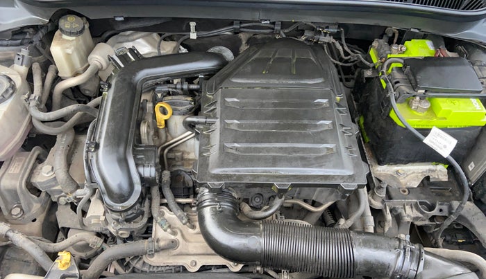 2022 Volkswagen TAIGUN HIGHLINE 1.0 TSI MT, Petrol, Manual, 67,559 km, Engine View