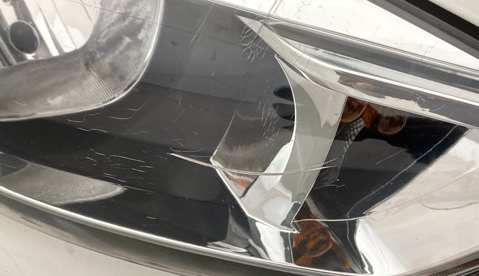 2017 Tata Tiago WIZZ EDITION PETROL, Petrol, Manual, 61,157 km, Right headlight - Minor scratches