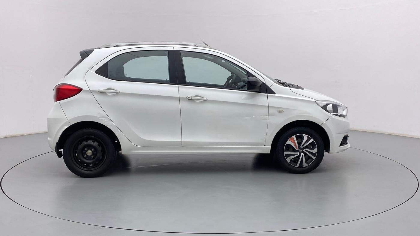 2017 Tata Tiago WIZZ EDITION PETROL, Petrol, Manual, 61,157 km, Right Side View