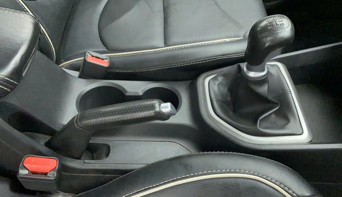 2017 Hyundai Creta E PLUS 1.6 PETROL, Petrol, Manual, 28,028 km, Gear Lever