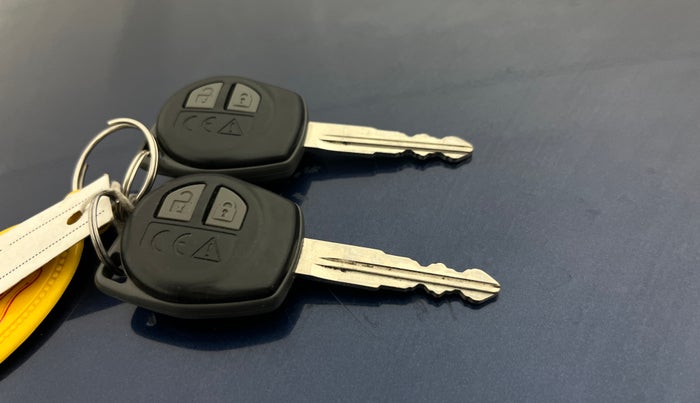 2019 Maruti Baleno DELTA PETROL 1.2, Petrol, Manual, 76,896 km, Key Close Up