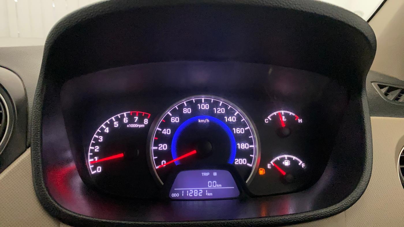 2018 Hyundai Grand i10 SPORTZ 1.2 KAPPA VTVT, Petrol, Manual, 1,12,798 km, Odometer Image