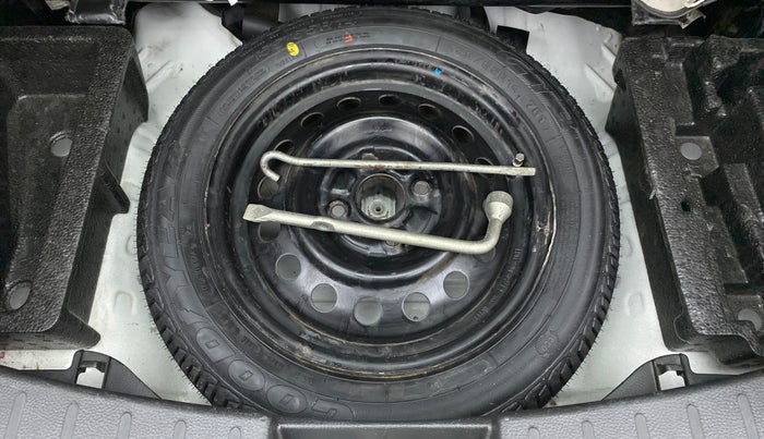 2013 Maruti Wagon R 1.0 VXI, Petrol, Manual, 44,186 km, Spare Tyre