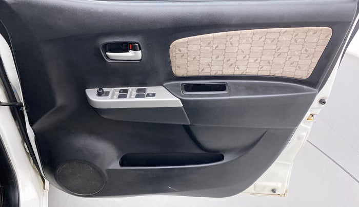 2013 Maruti Wagon R 1.0 VXI, Petrol, Manual, 44,186 km, Driver Side Door Panels Control