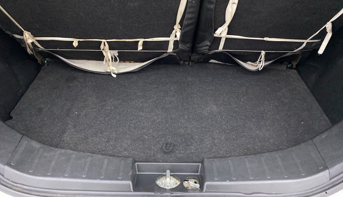 2013 Maruti Wagon R 1.0 VXI, Petrol, Manual, 44,186 km, Boot Inside