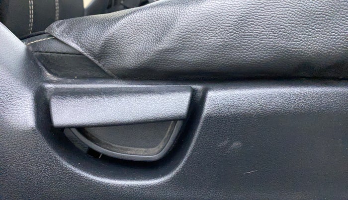 2019 Hyundai NEW SANTRO SPORTZ AMT, Petrol, Automatic, 66,791 km, Driver Side Adjustment Panel