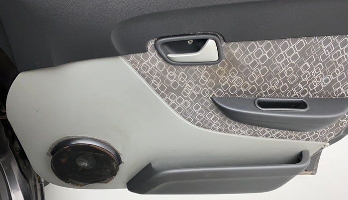 2017 Maruti Alto 800 LXI, Petrol, Manual, 25,308 km, Driver Side Door Panels Control