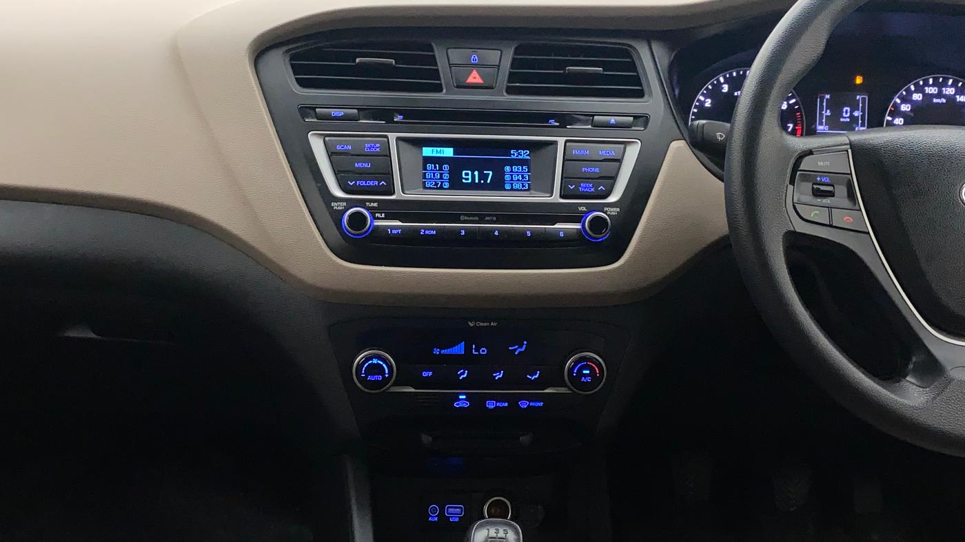 2015 Hyundai Elite i20 SPORTZ 1.2, Petrol, Manual, 71,832 km, Air Conditioner