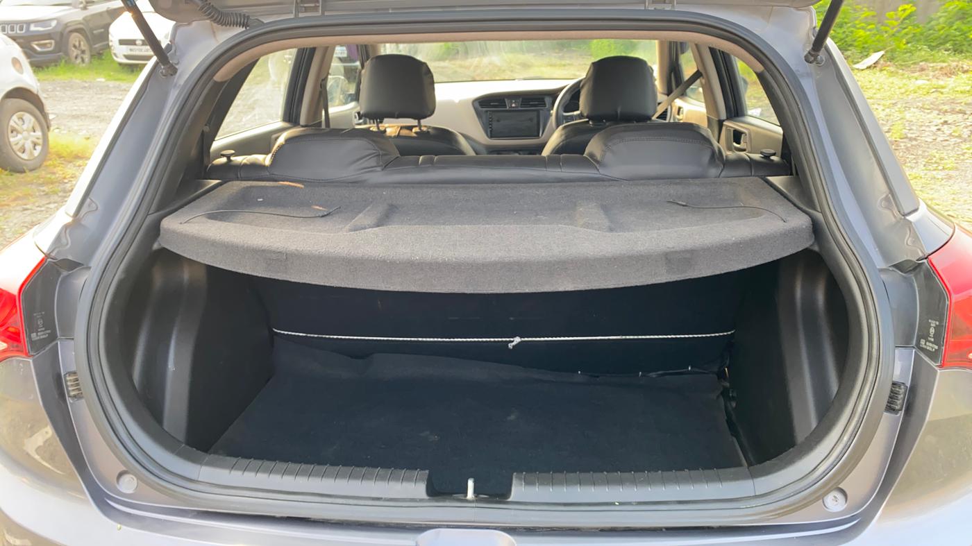 2015 Hyundai Elite i20 MAGNA 1.2, Petrol, Manual, 67,309 km, Boot Inside