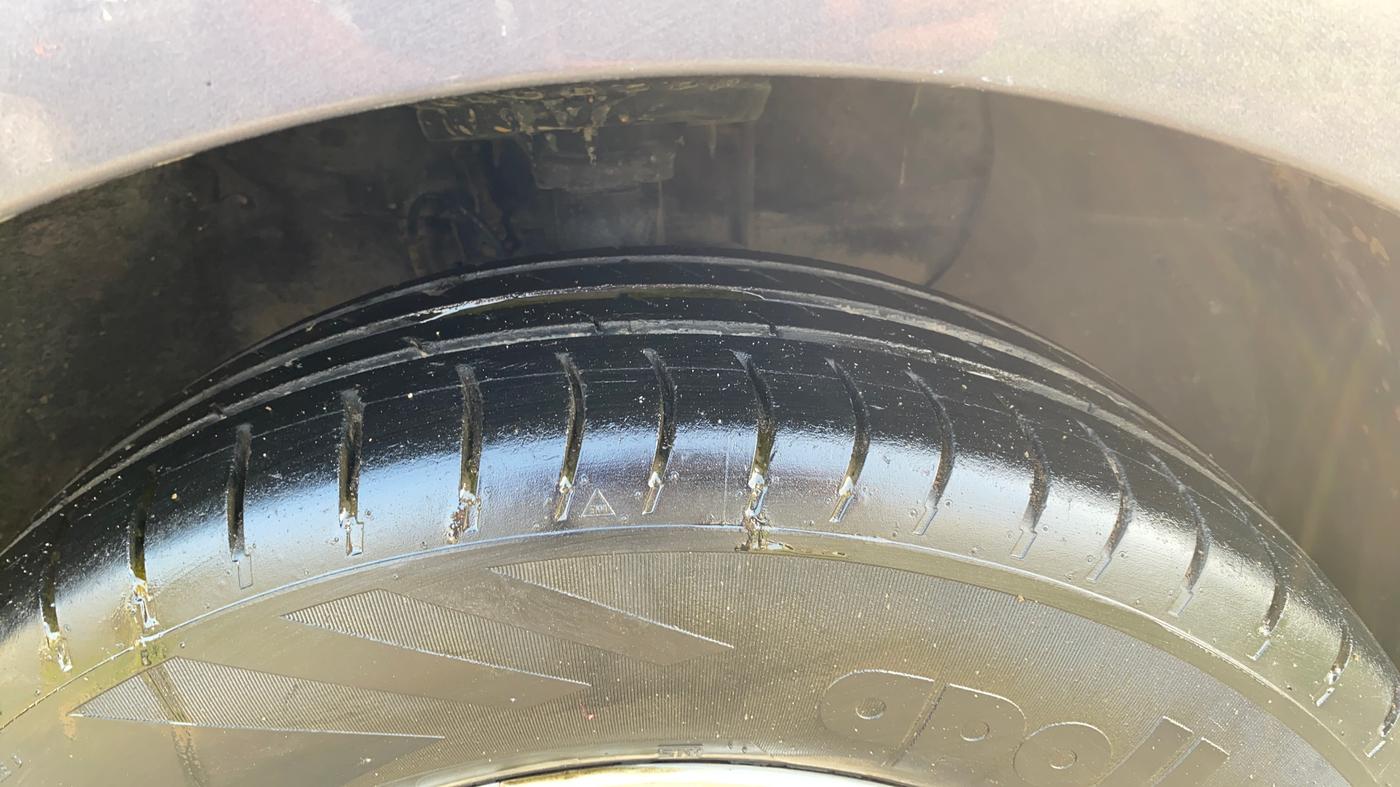 2015 Hyundai Elite i20 MAGNA 1.2, Petrol, Manual, 67,309 km, Right Front Tyre Tread