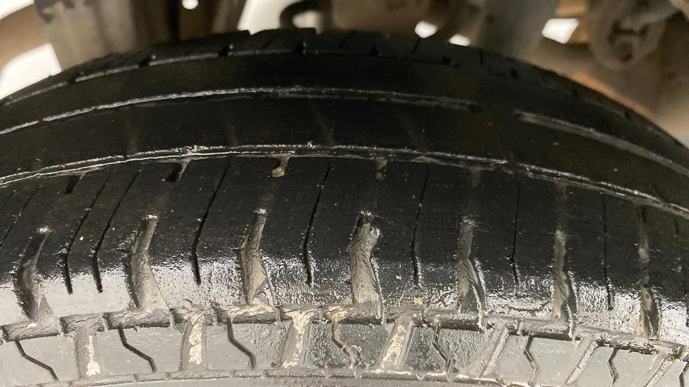 2014 Maruti Alto 800 LXI, Petrol, Manual, 42,535 km, Right Rear Tyre Tread