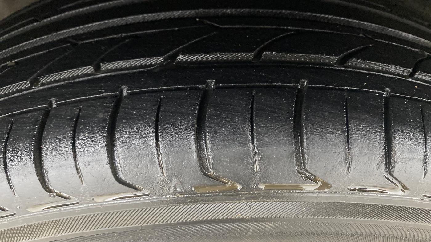 2013 Honda Brio S MT, Petrol, Manual, 57,028 km, Right Rear Tyre Tread