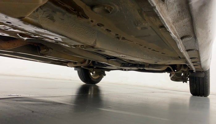 2015 Honda Brio VX MT, Petrol, Manual, 55,918 km, Right Side Underbody