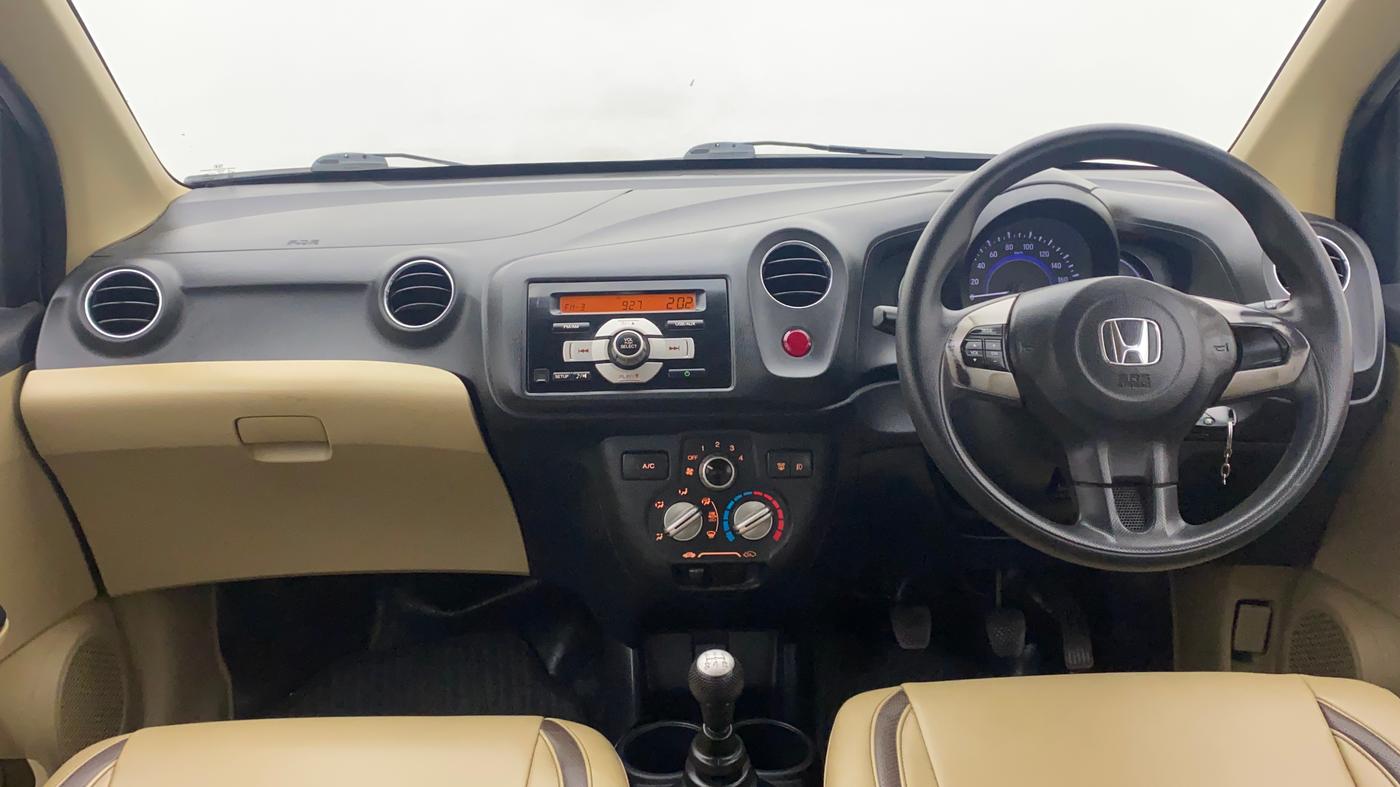 2015 Honda Brio VX MT, Petrol, Manual, 55,918 km, Dashboard