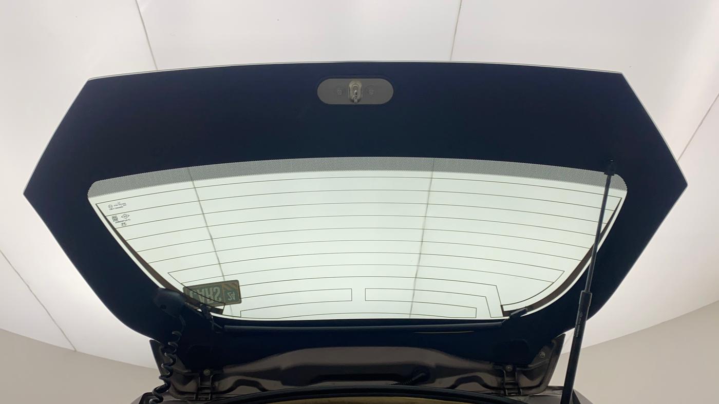 2015 Honda Brio VX MT, Petrol, Manual, 55,918 km, Boot Door Open