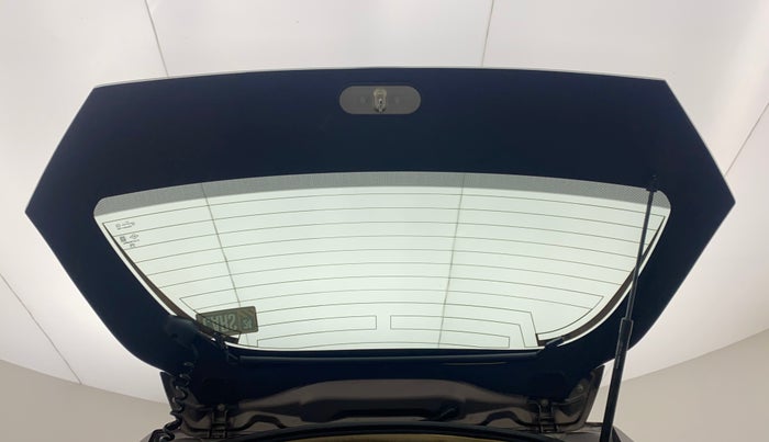 2015 Honda Brio VX MT, Petrol, Manual, 55,918 km, Boot Door Open