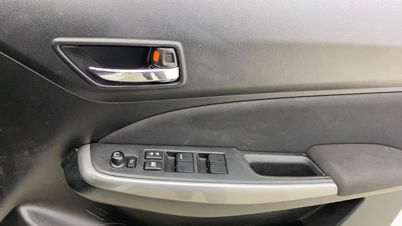 2020 Maruti Swift ZXI PLUS AMT, Petrol, Automatic, 65,320 km, Driver Side Door Panels Control