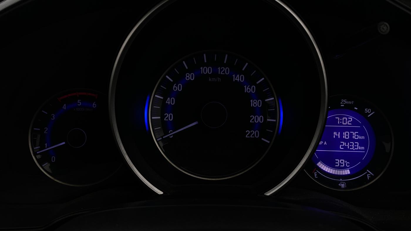 2015 Honda Jazz 1.5L I-DTEC VX, Diesel, Manual, 1,41,872 km, Odometer Image
