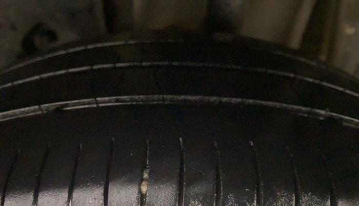 2016 Tata Tiago XZ PETROL, Petrol, Manual, 97,079 km, Left Rear Tyre Tread
