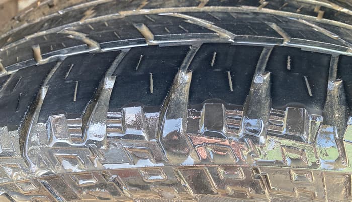 2013 Renault Duster 85 PS RXL DIESEL, Diesel, Manual, 92,584 km, Left Rear Tyre Tread