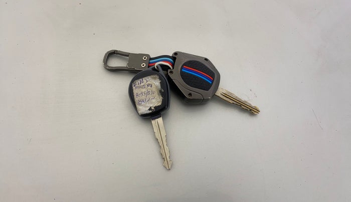 2017 Maruti Swift Dzire VXI (O), Petrol, Manual, 93,016 km, Key Close Up