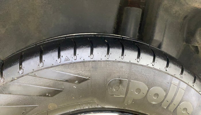 2017 Maruti Swift Dzire VXI (O), Petrol, Manual, 93,016 km, Left Rear Tyre Tread