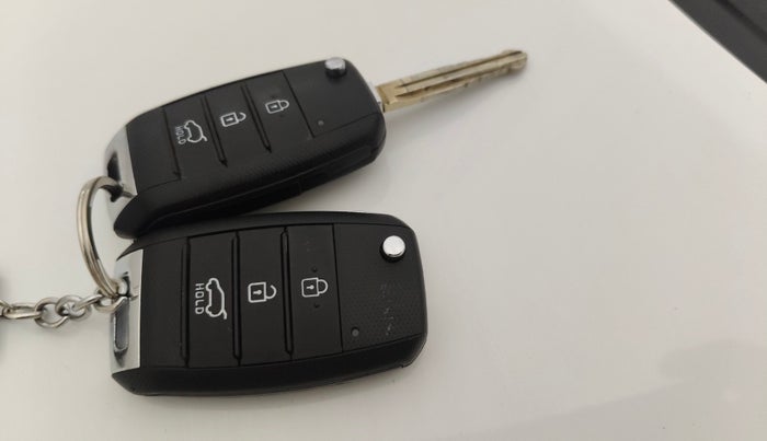 2022 KIA SELTOS HTE 1.5 DIESEL, Diesel, Manual, 76,662 km, Key Close Up