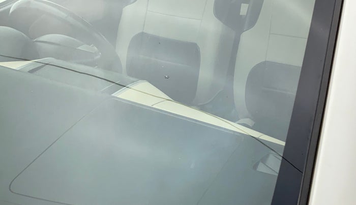 2018 Maruti Wagon R 1.0 LXI CNG, CNG, Manual, 85,225 km, Front windshield - Minor spot on windshield
