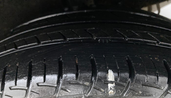2017 Maruti Baleno DELTA 1.2 K12, Petrol, Manual, 23,214 km, Left Rear Tyre Tread